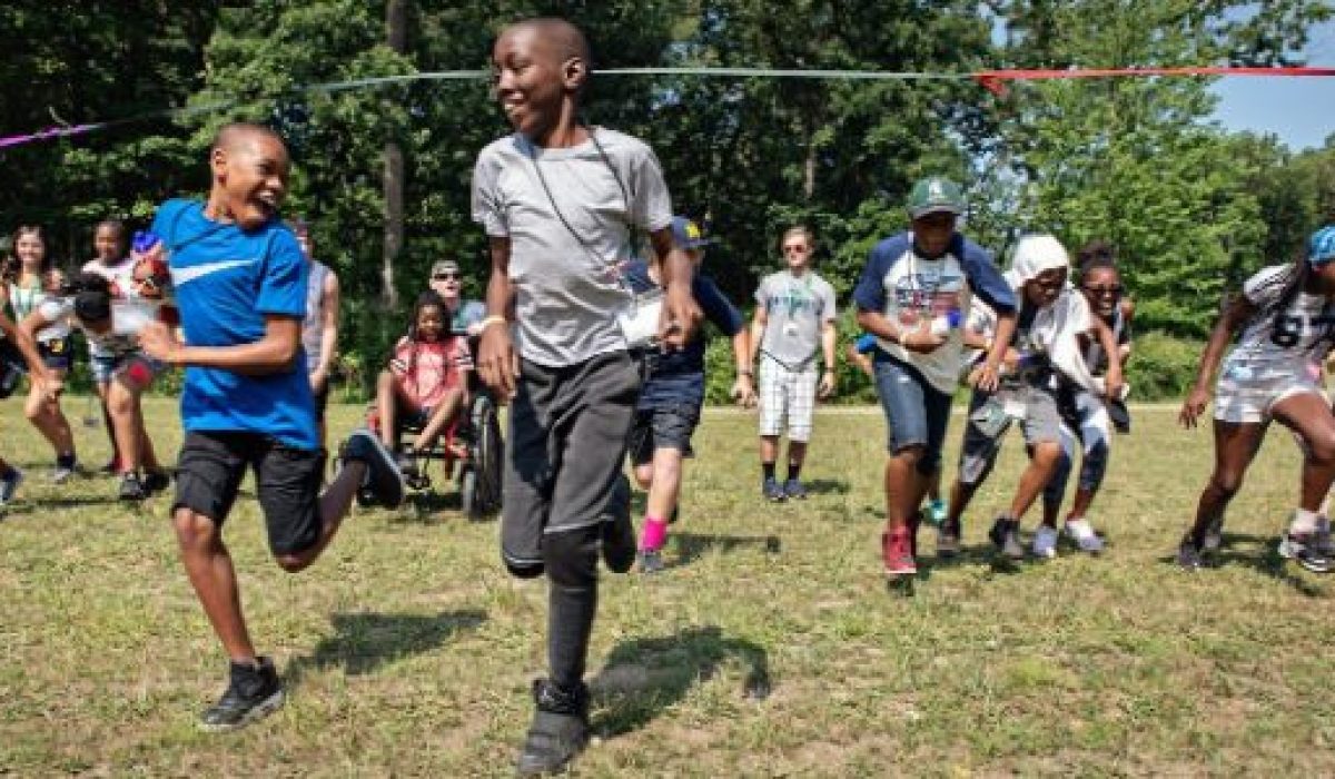 august-camp-kids-624x299